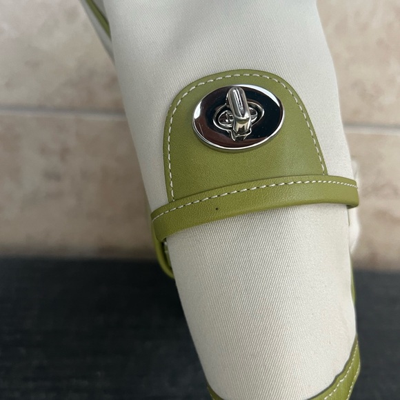 Coach Cream and Green Tote Bag - Picture 12 of 15